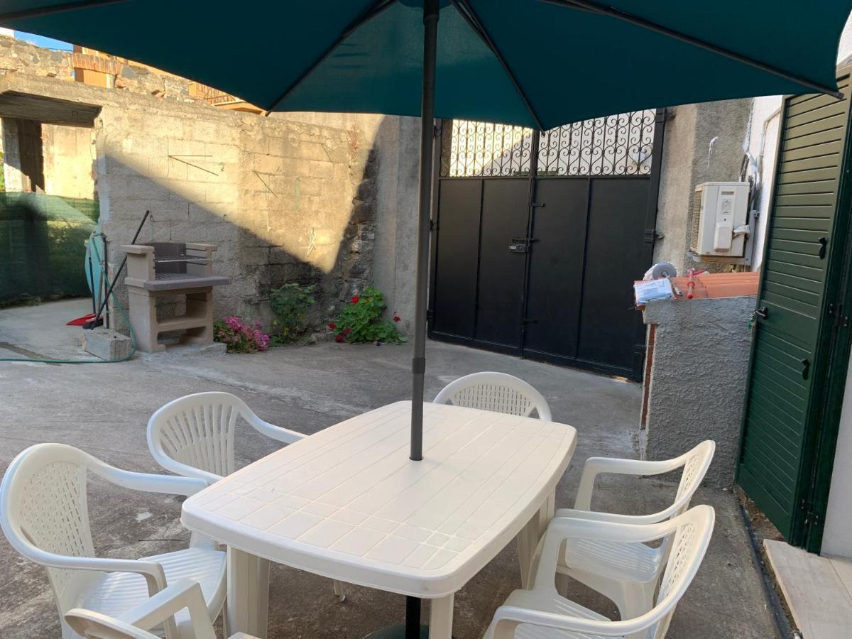 Casa Ziu Juanne Lägenhet Orosei Exteriör bild