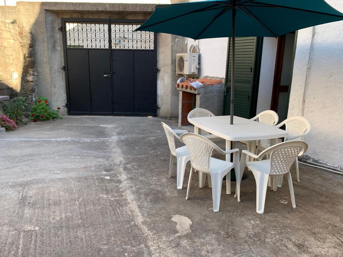 Casa Ziu Juanne Lägenhet Orosei Exteriör bild